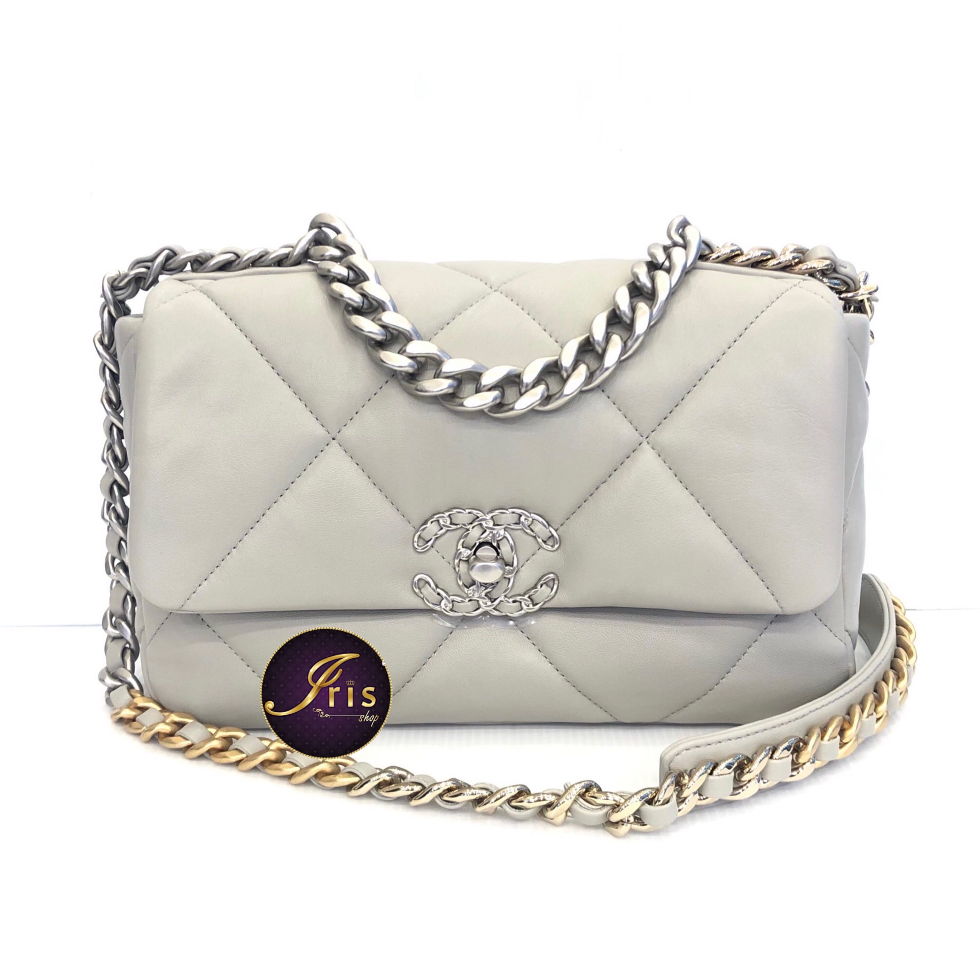 CHANEL Lambskin Quilted Medium Chanel 19 Flap Grey 1293639